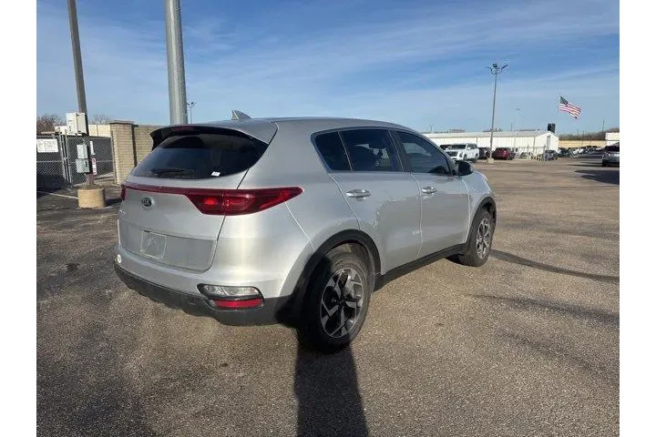$16982 : Kia Sportage 2020 AWD LX 4dr image 7