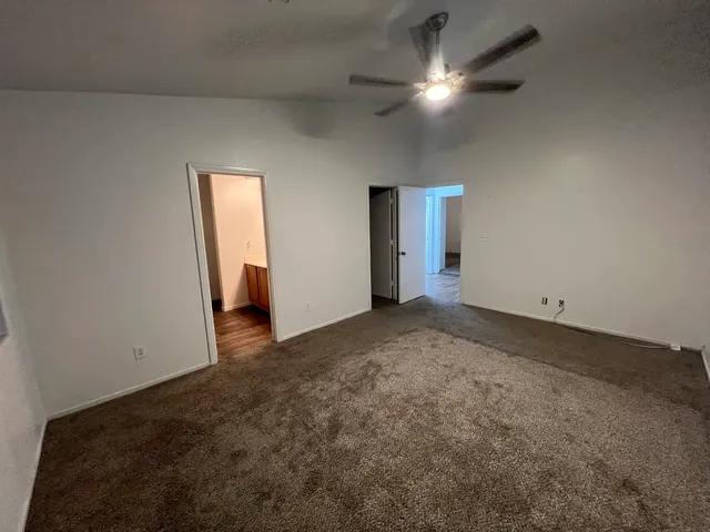 $1400 : North Las Vegas- Single Story image 9