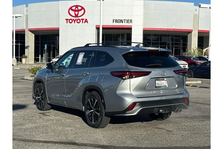 $32780 : Toyota Highlander 2021 AWD X image 5