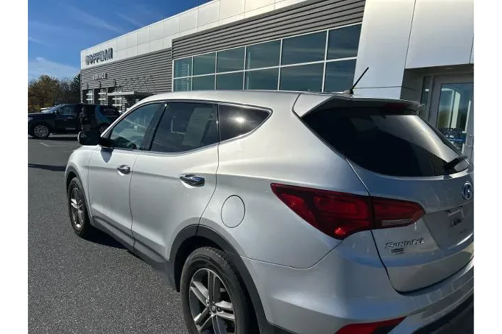 $11995 : Hyundai SANTA FE Sport 2018 image 3