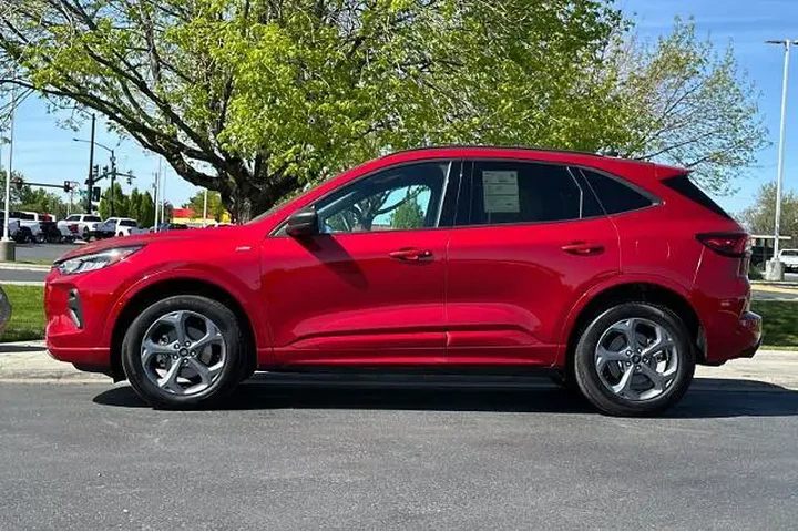 $25995 : Ford Escape 2024 AWD ST-Line image 5