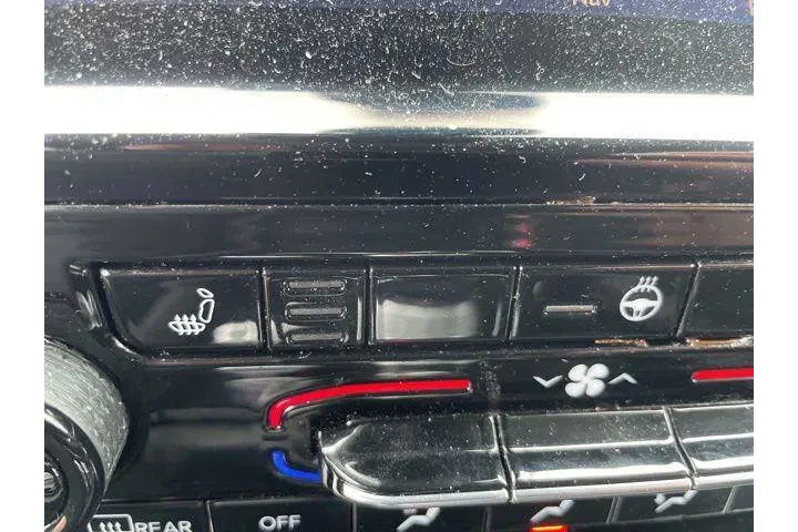 $35992 : Jeep Grand Cherokee L 2023 4 image 10