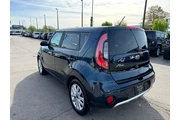 $9750 : 2017 Soul + Auto thumbnail