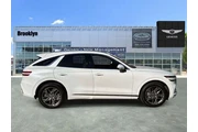 $34604 : Genesis GV70 2023 AWD 2.5T S thumbnail
