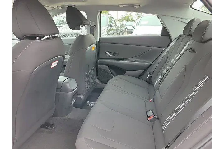 $24960 : Hyundai ELANTRA 2025 SEL Con image 10