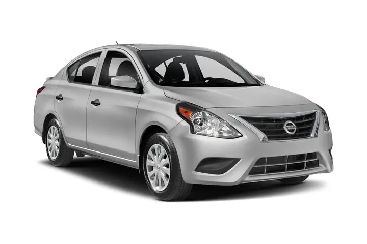 $6526 : Nissan Versa 2018 S 4dr Seda image 6