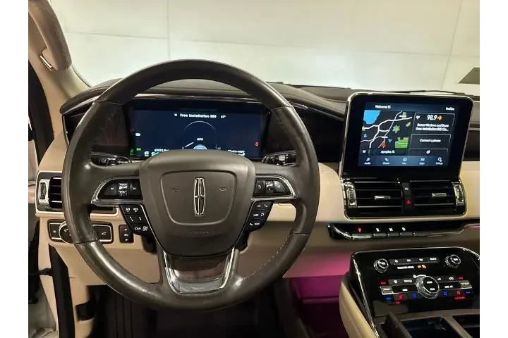 $38900 : Lincoln Navigator 2020 4x4 R image 7