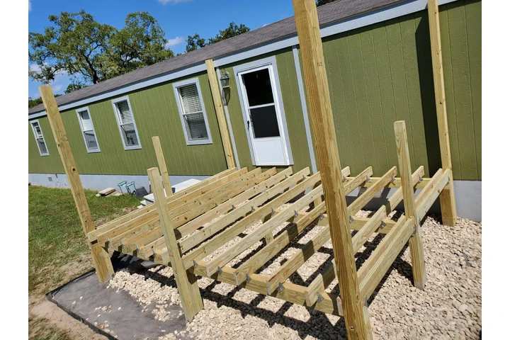 HERRERA CONSTRUCTION & MORE image 9