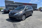 2017 Sienna XLE 7-Passenger en Milwaukee