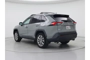 $30998 : Toyota RAV4 2022 AWD XLE Pre thumbnail