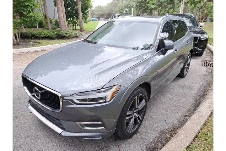 $18995 : Volvo XC60 2018 AWD T5 Momen image 2