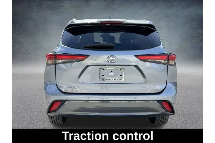$25988 : Toyota Highlander 2021 Limit image 7