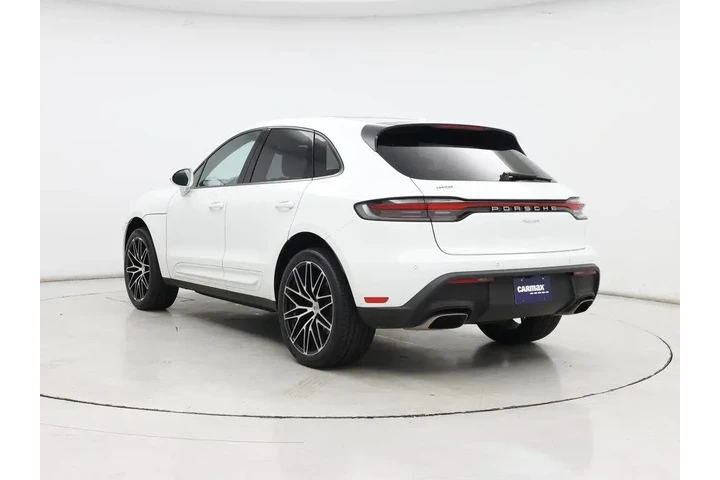 $39998 : Porsche Macan 2022 AWD 4dr S image 2