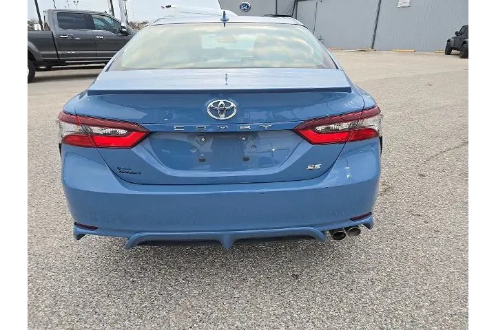 $23983 : Toyota Camry 2024 SE 4dr Sed image 6