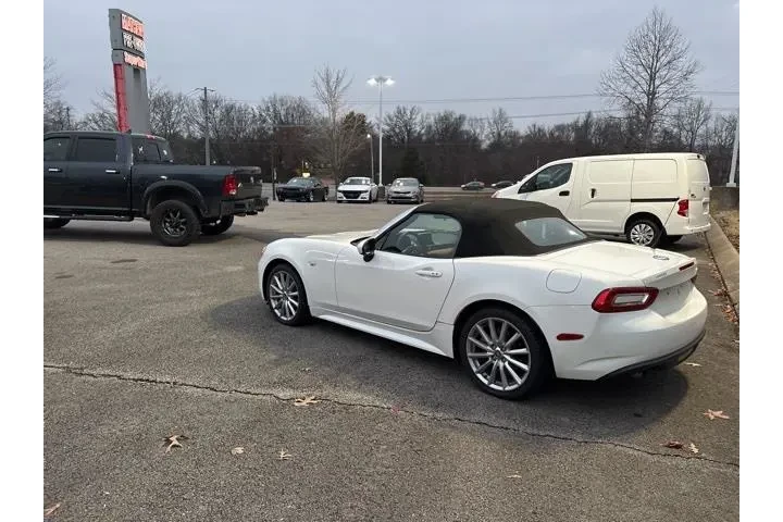 $12985 : FIAT 124 Spider 2017 Lusso 2 image 2