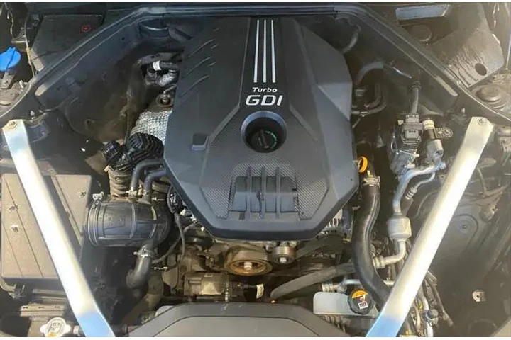 $20733 : Genesis G70 2020 AWD 2.0T 4d image 10