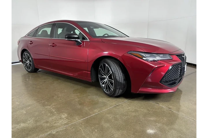 $23979 : Silver Certified 2019 Avalon image 9