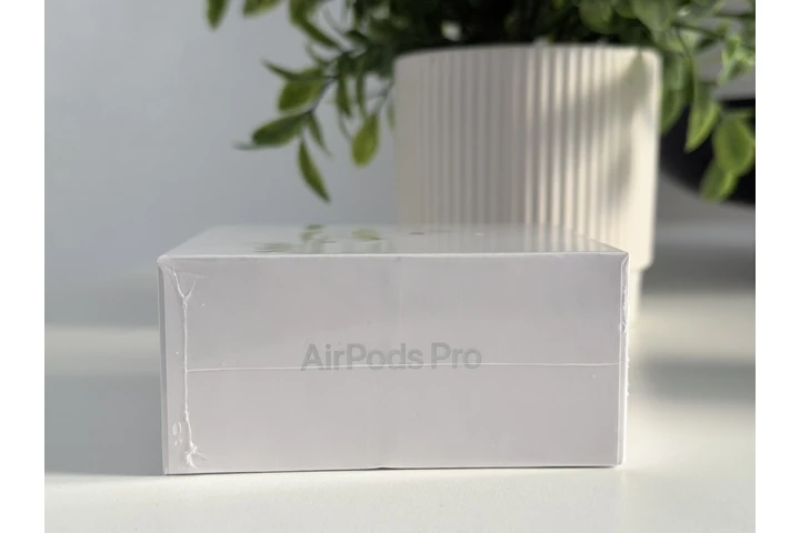 $55 : AirPod 3 pro y 4ta generación image 1