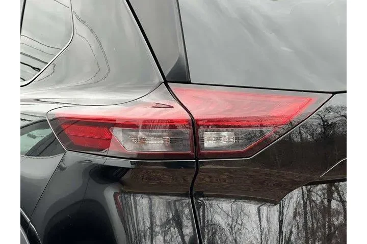 $16995 : Nissan Rogue 2023 AWD SV 4dr image 7