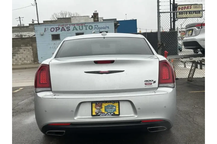 $26995 : 2023 300 S V6 image 7