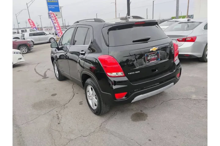 $13850 : 2019 Trax LT image 6
