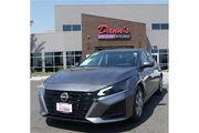 2023 Altima 2.5 S en Tulare