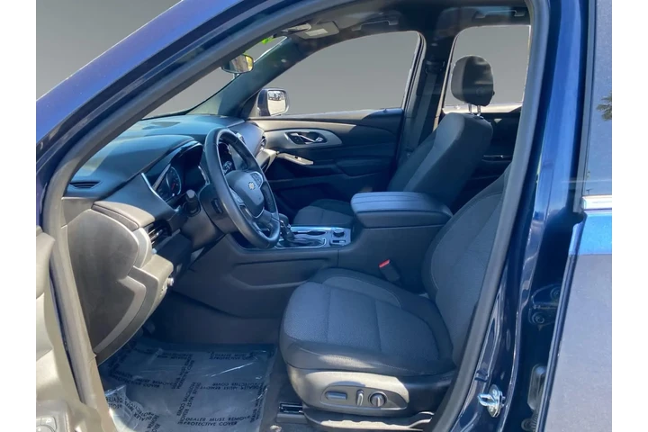 $32900 : Chevrolet Traverse 2023 4x4 image 9