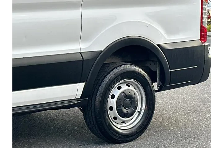 $24000 : Ford Transit 2019 250 3dr SW image 6