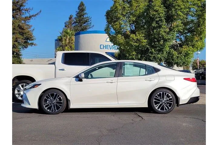 $33414 : Toyota Camry 2025 SE 4dr Sed image 9
