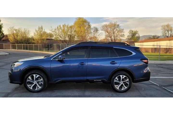 $22700 : 2022 Outback Limited image 6