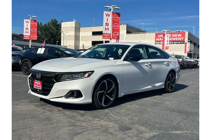 $27598 : Honda Accord 2022 Sport Spec image 2