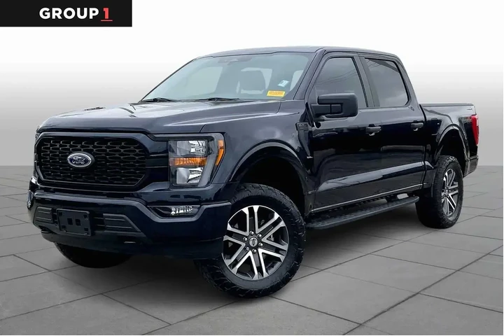 $39416 : Ford F-150 2023 4x4 XL 4dr S image 1