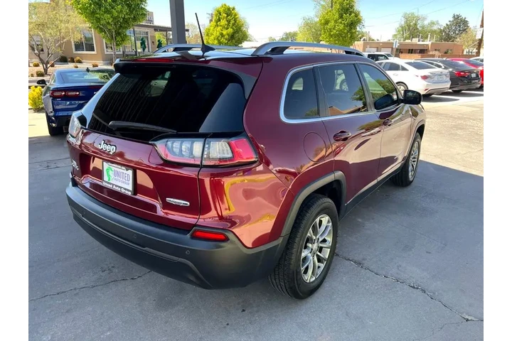 2020 Cherokee Latitude Plus 4 image 5