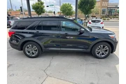 2022 Explorer XLT AWD thumbnail