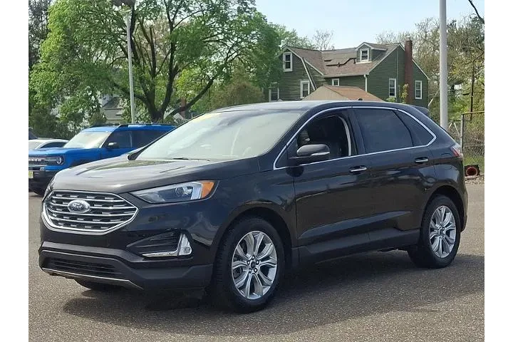 $26498 : Ford Edge 2024 AWD Titanium image 3