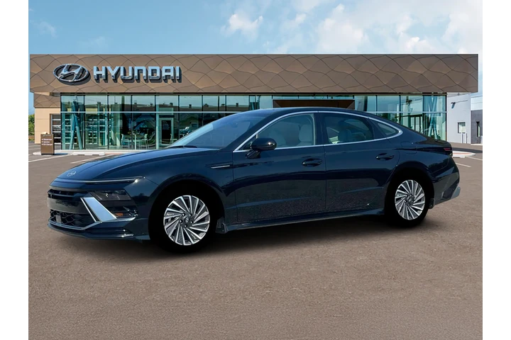 $27895 : Hyundai SONATA Hybrid 2025 S image 2