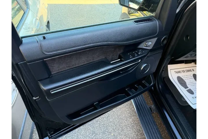 $19999 : 2020 Expedition MAX Limited image 10