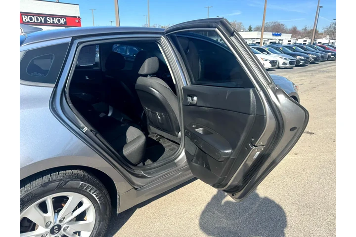 $10980 : 2018 Optima LX Auto image 9