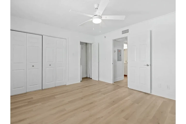 $1000 : 1 bd 1 ba image 7