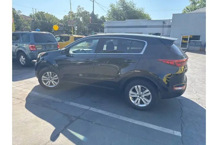 $8989 : 2017 Sportage LX image 7