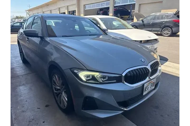 $27885 : BMW 3 Series 2023 330i 4dr S image 3