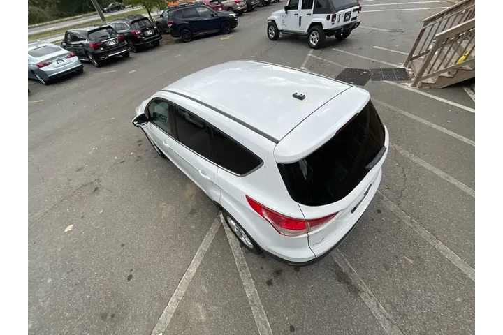 $7085 : Ford Escape 2016 SE 4dr SUV image 9