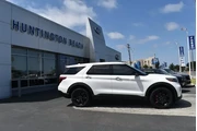 $45590 : Ford Explorer 2022 AWD ST 4d thumbnail