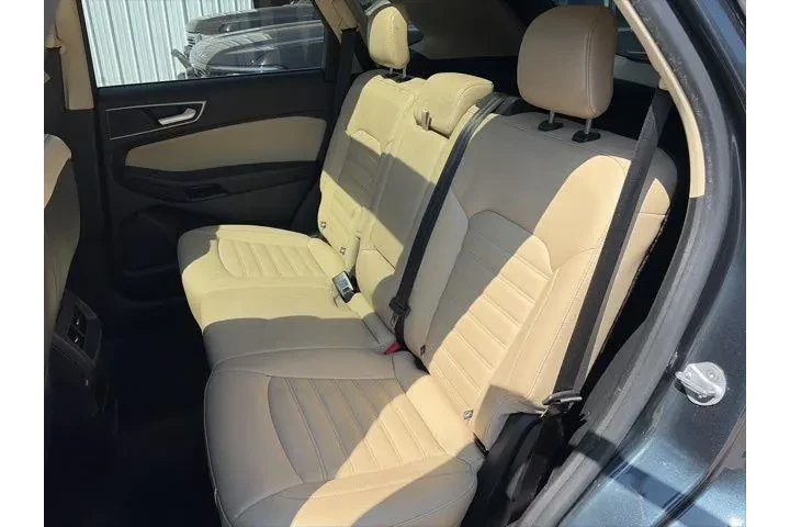 $27500 : Ford Edge 2023 AWD ST-Line 4 image 8