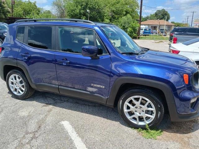 $16800 : 2021 Renegade Latitude image 1