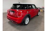 $17429 : MINI Hardtop 4 Door 2018 Coo thumbnail
