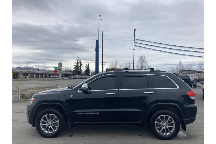 $12999 : 2014 Grand Cherokee Overland image 9