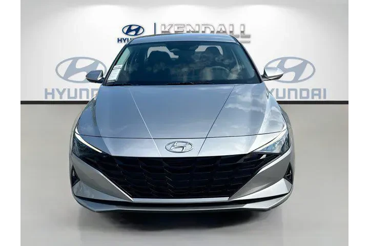 $15923 : Hyundai ELANTRA 2023 SE 4dr image 2