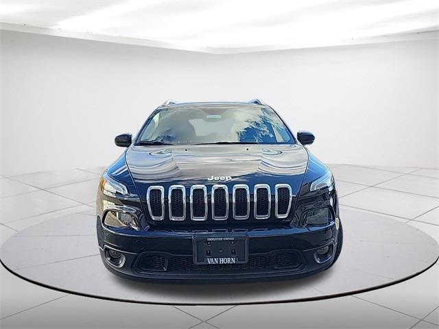 $8995 : Pre-Owned 2014 Cherokee Latit image 10