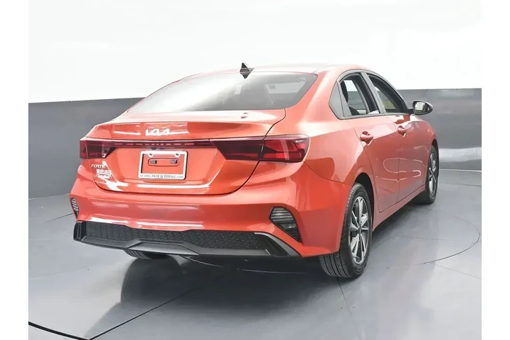 $14991 : Kia Forte 2023 LX 4dr Sedan image 5